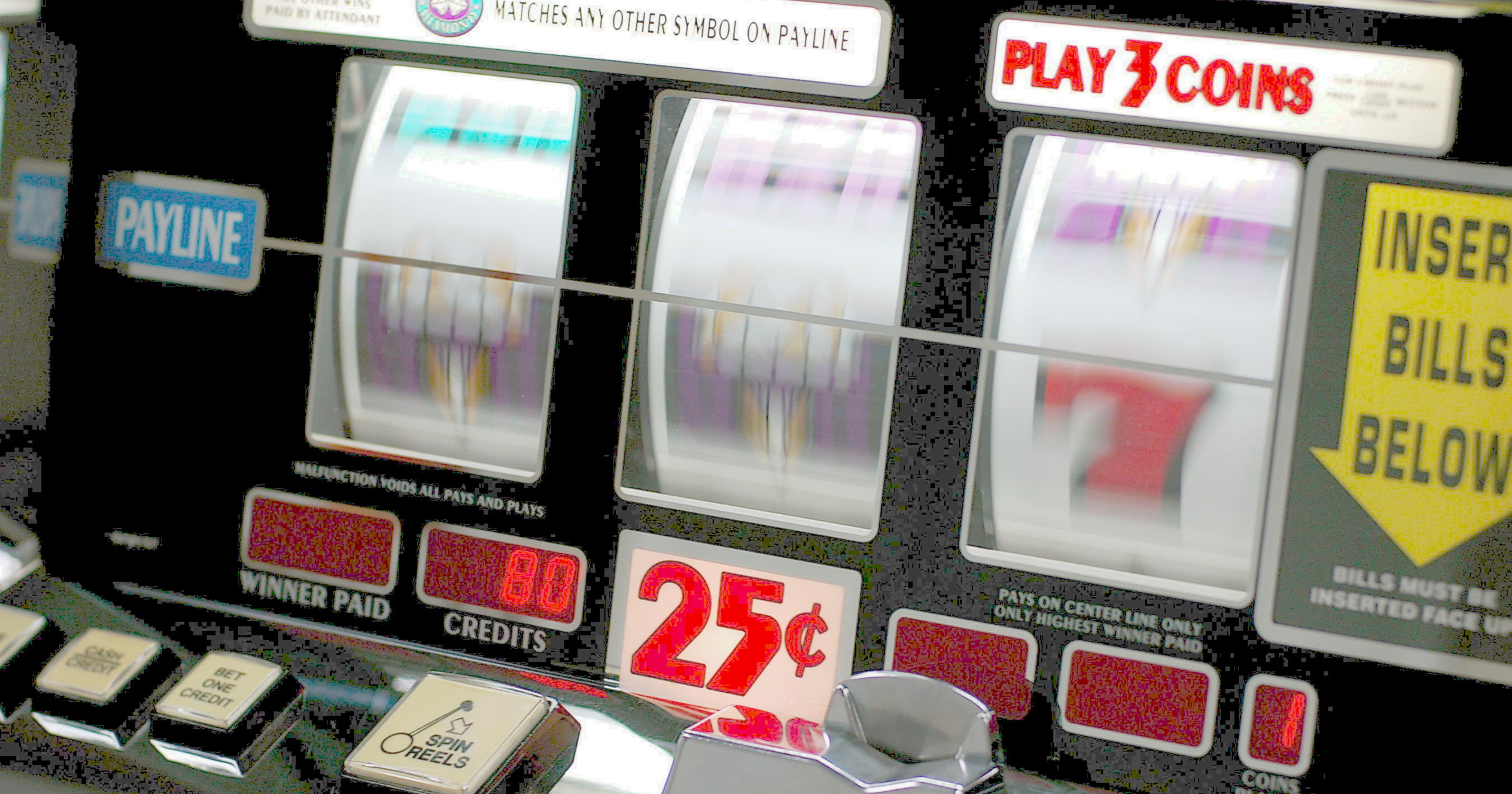 210 Bezmaksas griezieni bez depozīta Hippozino Casino